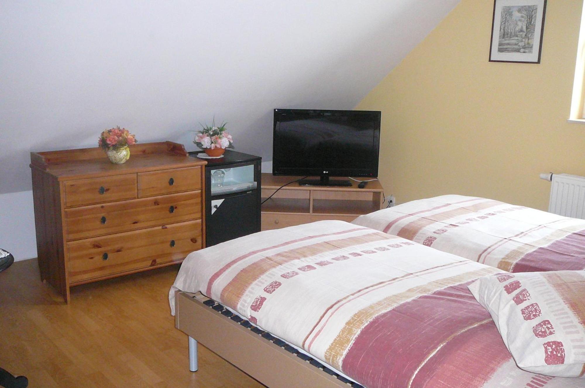 Le Bernister Parking Prive Bed and Breakfast Malmedy Kamer foto